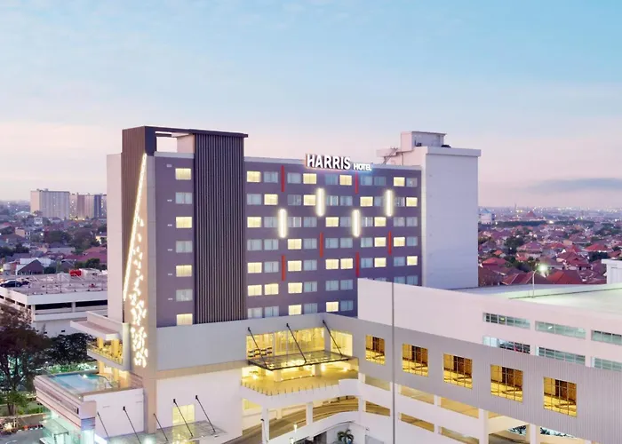 Harris Hotel & Conventions Bundaran Satelit Surabaya