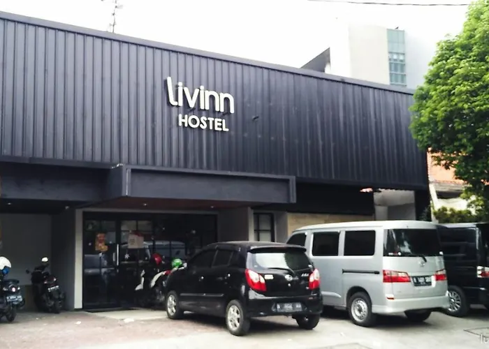 Livinn Hostels Gubeng Station Surabaya